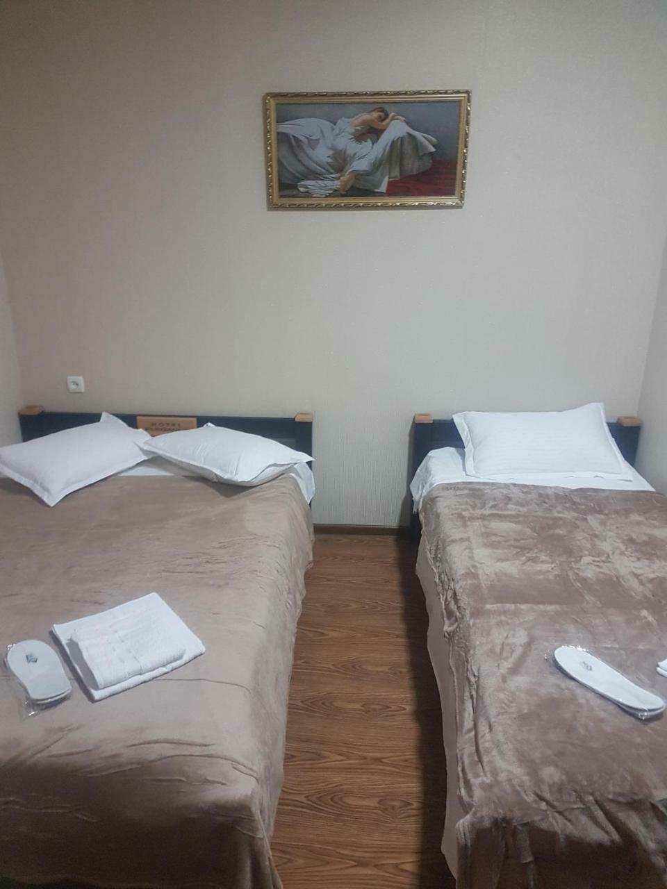 Hotel Leader Tbilisi ภายนอก รูปภาพ